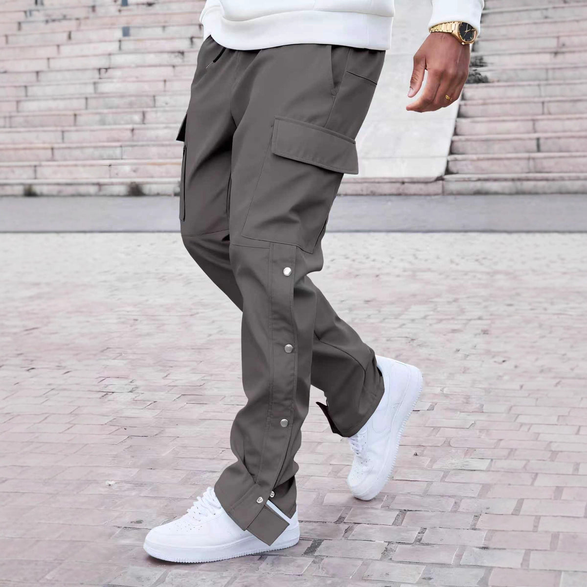 Mens Straight Mid-Rise Multi-Pocket Cargo Pants