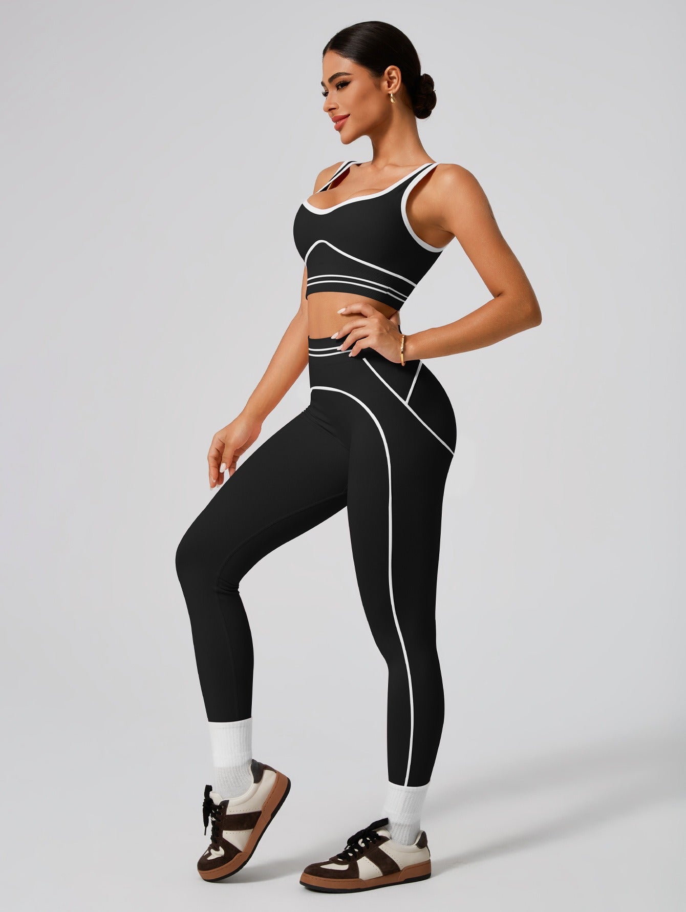 Women's sportswear