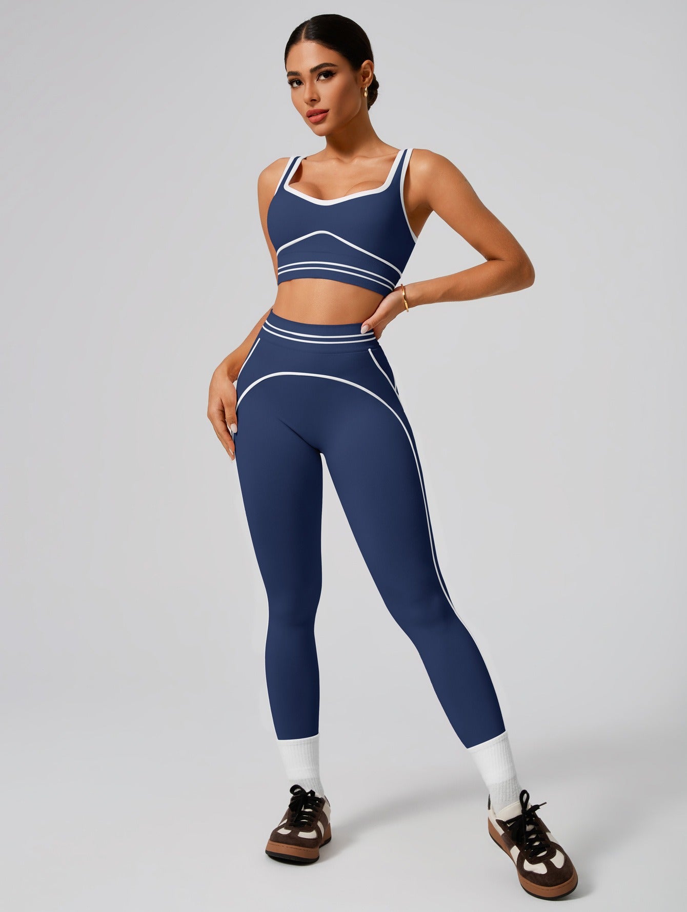 Women's sportswear